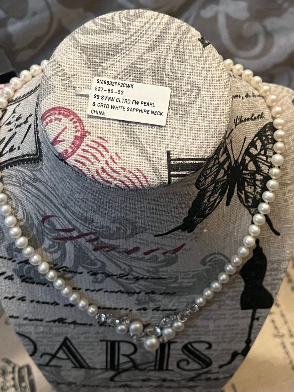 Simply Vera Vera Wang cultured FW Pearl and white Sapphire Necklace.